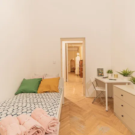 Cozy Apartment In The Heart Of Budapest, 5 Bedrooms Exterior foto